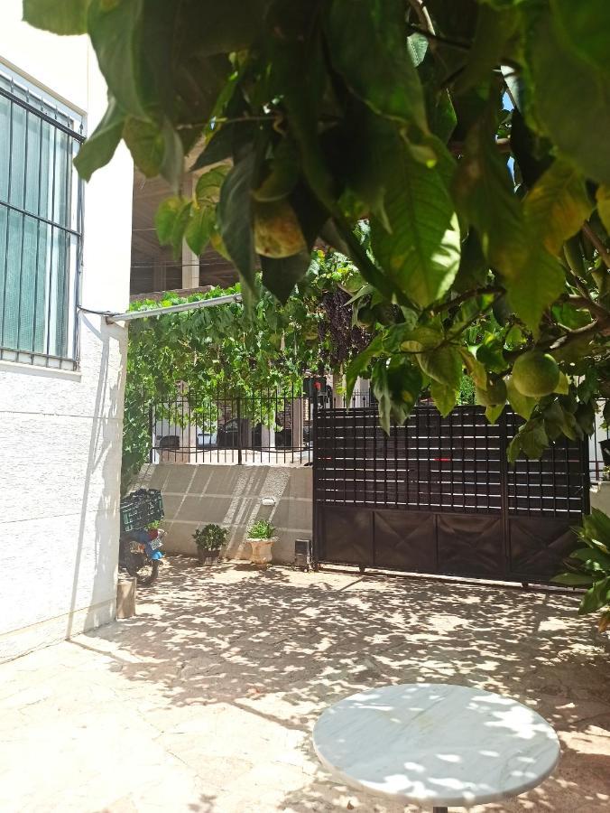 Achilles Apartments Sarande Exterior photo