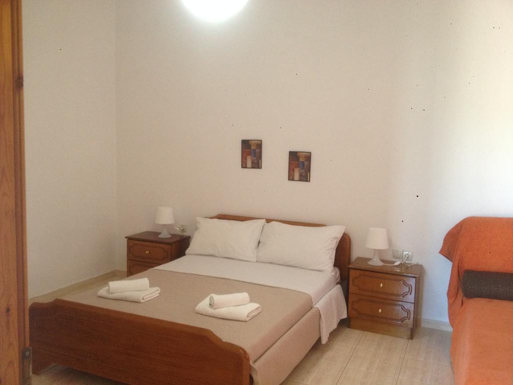 Achilles Apartments Sarande Exterior photo
