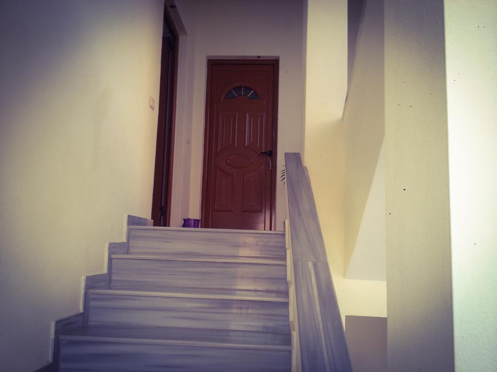 Achilles Apartments Sarande Exterior photo